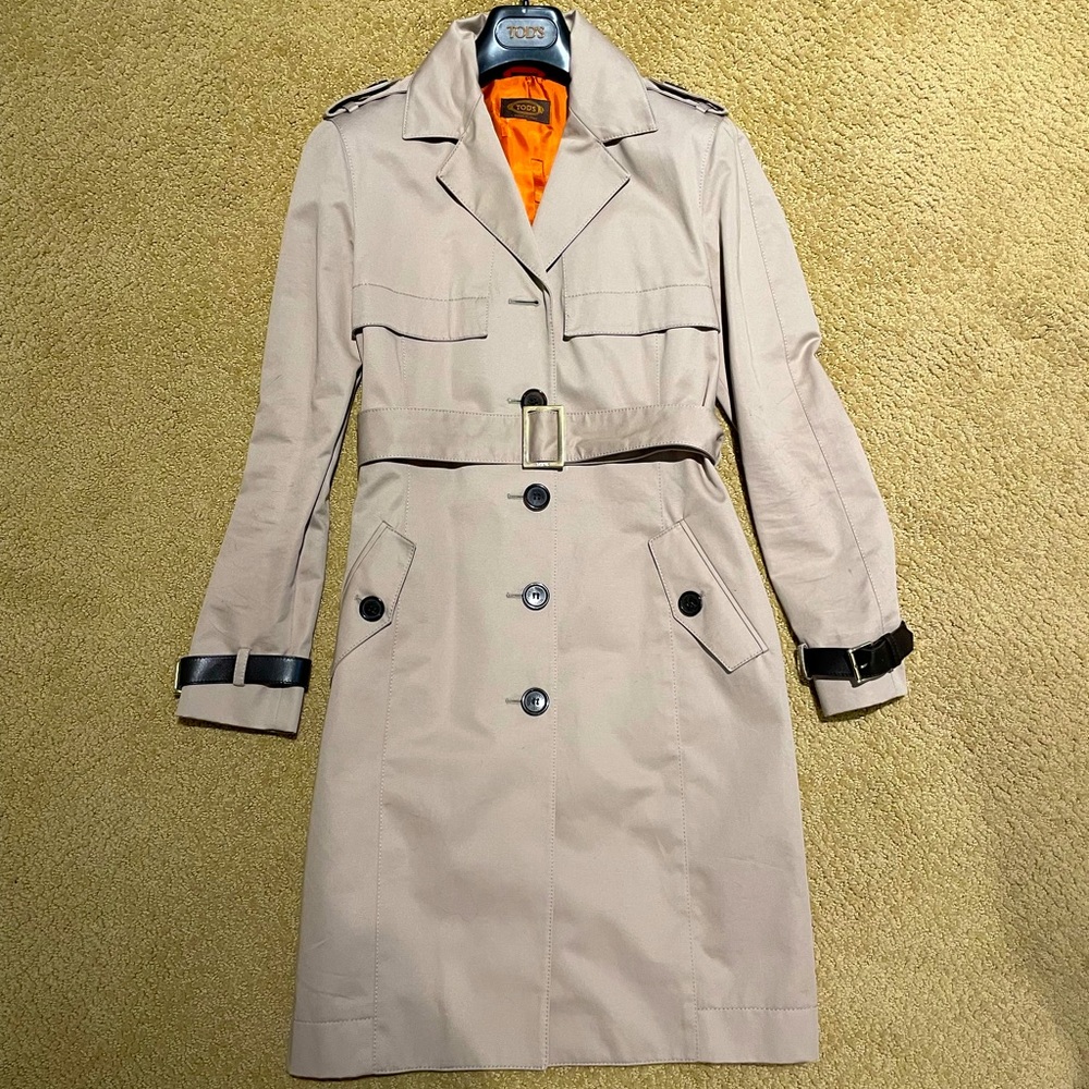 AUTHENTIC TOD’S Women’s Trench Coach- Size 36